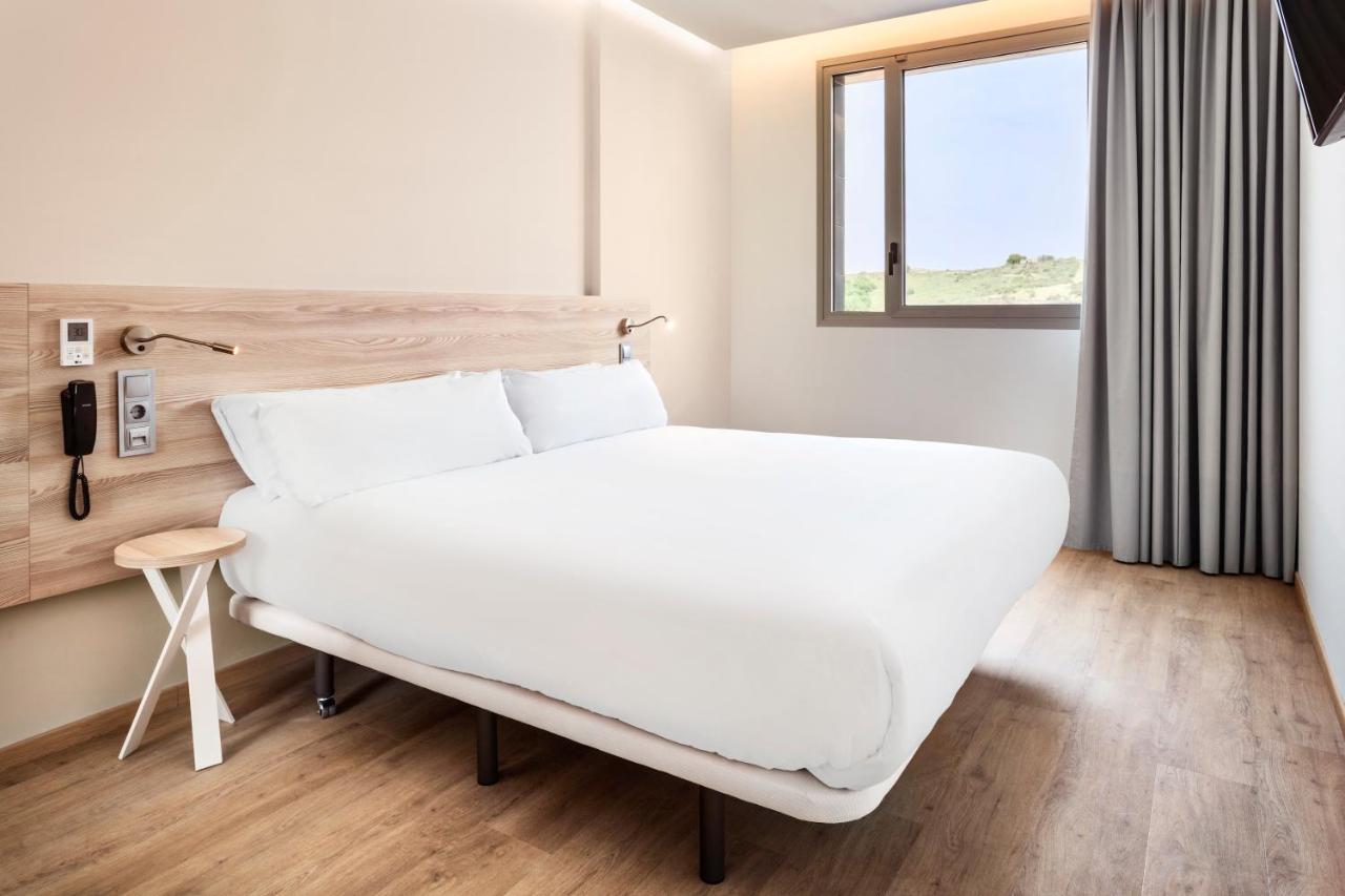 B&B Hotel Murcia Bagian luar foto